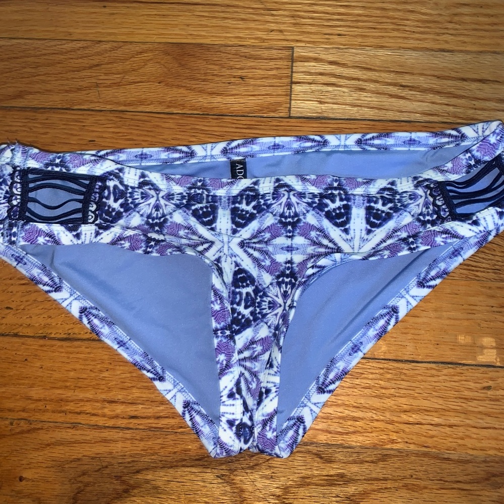 Blue patterned bikini bottom